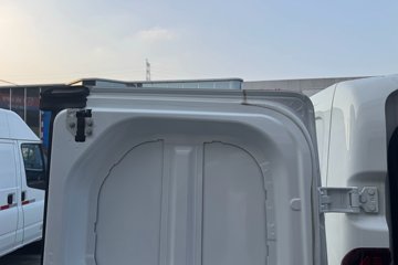 �������� E��˳ 2025�� ä���� 3T 2�� 5.185�״��綯����Ͷ���ջ���41.86kWhͼƬ