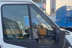 江铃汽车福顺 2023款 商运型 2.0T柴油 146马力 3座自动加长轴中高顶封闭货车