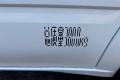 江铃汽车福顺 2023款 商运型 2.0T柴油 146马力 3座自动加长轴中高顶封闭货车