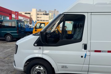 ����������˳ 2023�� ������ 2.0T���� 146���� 3���Զ��ӳ����и߶���ջ���ͼƬ