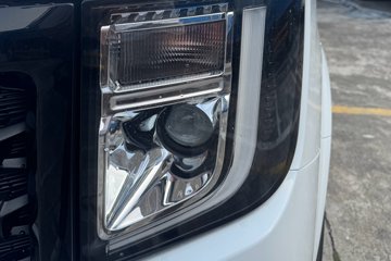 ����������˳ 2023�� ������ 2.0T���� 146���� 3���Զ��ӳ����и߶���ջ���ͼƬ