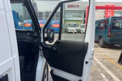 江铃汽车福顺 2023款 商运型 2.0T柴油 146马力 3座自动加长轴中高顶封闭货车