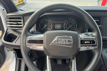 ����������˳ 2023�� ������ 2.0T���� 146���� 3���Զ��ӳ����и߶���ջ���ͼƬ