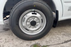 江铃汽车福顺 2023款 商运型 2.0T柴油 146马力 3座自动加长轴中高顶封闭货车