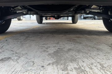 ����������˳ 2023�� ������ 2.0T���� 146���� 3���Զ��ӳ����и߶���ջ���ͼƬ