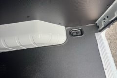 江铃汽车福顺 2023款 商运型 2.0T柴油 146马力 3座自动加长轴中高顶封闭货车