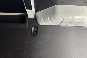 ����������˳ 2023�� ������ 2.0T���� 146���� 3���Զ��ӳ����и߶���ջ���ͼƬ