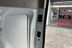 江铃汽车福顺 2023款 商运型 2.0T柴油 146马力 3座自动加长轴中高顶封闭货车