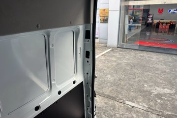 ����������˳ 2023�� ������ 2.0T���� 146���� 3���Զ��ӳ����и߶���ջ���ͼƬ