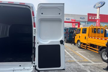 ����������˳ 2023�� ������ 2.0T���� 146���� 3���Զ��ӳ����и߶���ջ���ͼƬ
