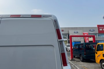 ����������˳ 2023�� ������ 2.0T���� 146���� 3���Զ��ӳ����и߶���ջ���ͼƬ