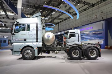 �����ǵ¿�SITRAK G7H�ؿ� 630���� 6X4 LNG�Զ���ǣ����ͼƬ