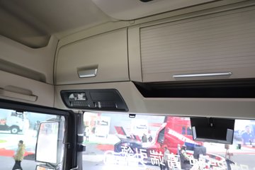 �����ǵ¿�SITRAK G7H�ؿ� 630���� 6X4 LNG�Զ���ǣ����ͼƬ