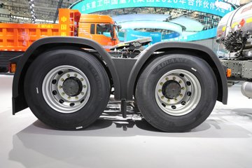 �����ǵ¿�SITRAK G7H�ؿ� 630���� 6X4 LNG�Զ���ǣ����ͼƬ