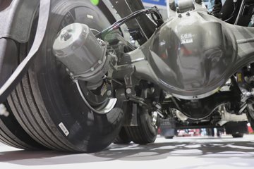 �����ǵ¿�SITRAK G7H�ؿ� 630���� 6X4 LNG�Զ���ǣ����ͼƬ