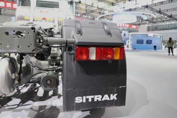�����ǵ¿�SITRAK G7H�ؿ� 630���� 6X4 LNG�Զ���ǣ����ͼƬ