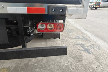 Ծ�� ����S100V 95���� ���� 4.17�׵�����ʽС��(����)ͼƬ