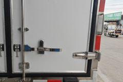 跃进 福星S100V 95马力 柴油 4.17米单排厢式小卡(国六)