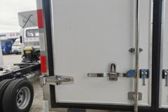 跃进 福星S100V 95马力 柴油 4.17米单排厢式小卡(国六)