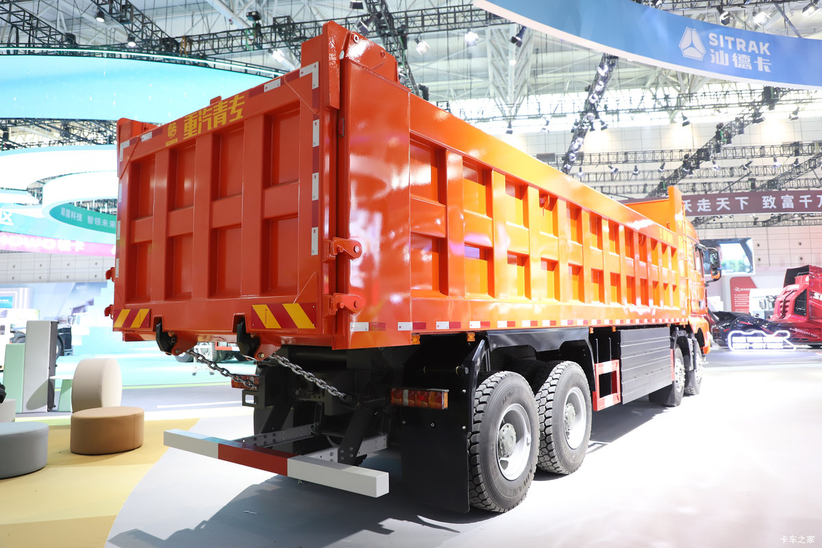 �����ǵ¿�SITRAK G7S 8X4 8.8�״��綯��ж�� ����ʱ��600kWh���