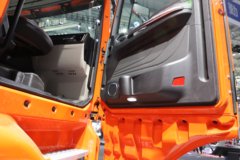 重汽汕德卡SITRAK G7S 8X4 8.8米纯电动自卸车 宁德时代600kWh