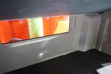 �����ǵ¿�SITRAK G7S 8X4 8.8�״��綯��ж�� ����ʱ��600kWhͼƬ
