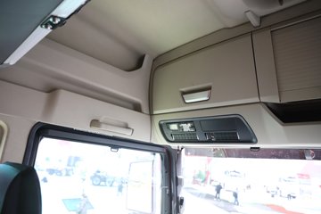 �����ǵ¿�SITRAK G7S 8X4 8.8�״��綯��ж�� ����ʱ��600kWhͼƬ