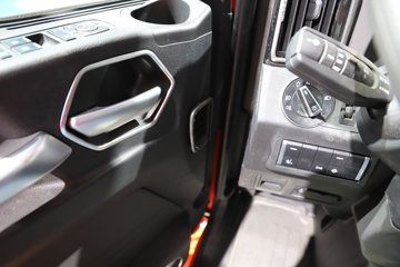 �����ǵ¿�SITRAK G7S 8X4 8.8�״��綯��ж�� ����ʱ��600kWhͼƬ