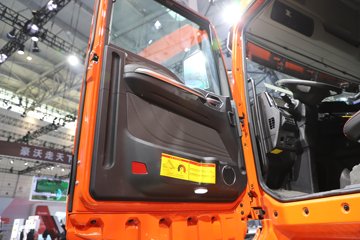 �����ǵ¿�SITRAK G7S 8X4 8.8�״��綯��ж�� ����ʱ��600kWh ����ͼƬ