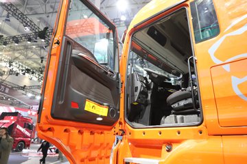 �����ǵ¿�SITRAK G7S 8X4 8.8�״��綯��ж�� ����ʱ��600kWh ����ͼƬ