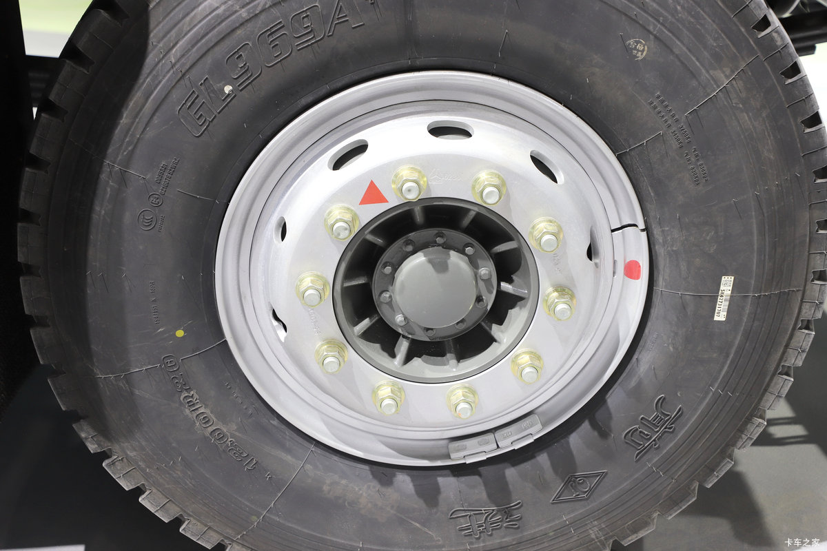 �����ǵ¿�SITRAK G7S 8X4 8.8�״��綯��ж�� ����ʱ��600kWh����