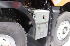 重汽汕德卡SITRAK G7S 8X4 8.8米纯电动自卸车 宁德时代600kWh