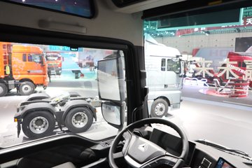 �����ǵ¿�SITRAK G7H 14.6L LNG 630���� 6X4 �й�����14�� AMT�Զ��� ǣ����ͼƬ