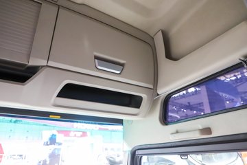 �����ǵ¿�SITRAK G7H 14.6L LNG 630���� 6X4 �й�����14�� AMT�Զ��� ǣ����ͼƬ