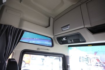 �����ǵ¿�SITRAK G7H 14.6L LNG 630���� 6X4 �й�����14�� AMT�Զ��� ǣ����ͼƬ