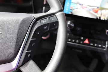 �����ǵ¿�SITRAK G7H 14.6L LNG 630���� 6X4 �й�����14�� AMT�Զ��� ǣ����ͼƬ