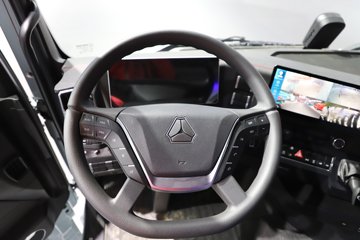 �����ǵ¿�SITRAK G7H 14.6L LNG 630���� 6X4 �й�����14�� AMT�Զ��� ǣ����ͼƬ