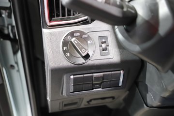 �����ǵ¿�SITRAK G7H 14.6L LNG 630���� 6X4 �й�����14�� AMT�Զ��� ǣ����ͼƬ