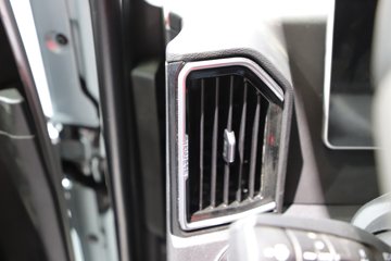 �����ǵ¿�SITRAK G7H 14.6L LNG 630���� 6X4 �й�����14�� AMT�Զ��� ǣ����ͼƬ