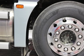 �����ǵ¿�SITRAK G7H 14.6L LNG 630���� 6X4 �й�����14�� AMT�Զ��� ǣ����ͼƬ