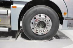 重汽汕德卡SITRAK G7H 14.6L LNG 630马力 6X4 中国重汽14档 AMT自动档 牵引车