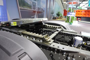 �����ǵ¿�SITRAK G7H 14.6L LNG 630���� 6X4 �й�����14�� AMT�Զ��� ǣ����ͼƬ