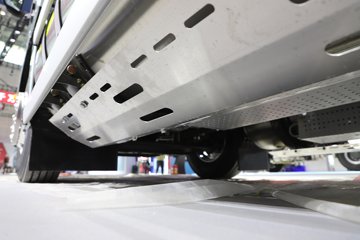 �����ǵ¿�SITRAK G7H 14.6L LNG 630���� 6X4 �й�����14�� AMT�Զ��� ǣ����ͼƬ