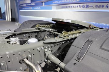 �����ǵ¿�SITRAK G7H 14.6L LNG 630���� 6X4 �й�����14�� AMT�Զ��� ǣ����ͼƬ