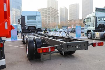 �����ǵ¿�SITRAK G7H 12.4L���� 540���� 6X2 �й�����16�� AMT�Զ��� 7.8����ʽ�ػ���ͼƬ