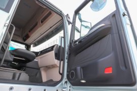 SITRAK G7H&nbsp;载货车驾驶室                                               图片