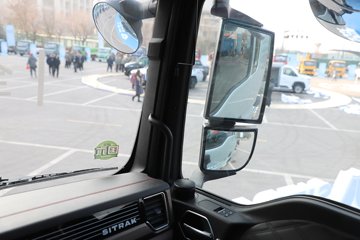 �����ǵ¿�SITRAK G7H 12.4L���� 540���� 6X2 �й�����16�� AMT�Զ��� 7.8����ʽ�ػ���ͼƬ