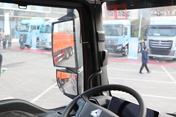 �����ǵ¿�SITRAK G7H 12.4L���� 540���� 6X2 �й�����16�� AMT�Զ��� 7.8����ʽ�ػ���ͼƬ