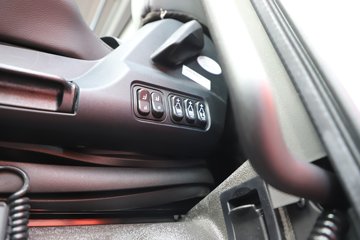 �����ǵ¿�SITRAK G7H 12.4L���� 540���� 6X2 �й�����16�� AMT�Զ��� 7.8����ʽ�ػ��� ����ͼƬ