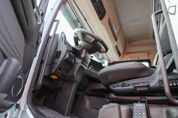 �����ǵ¿�SITRAK G7H 12.4L���� 540���� 6X2 �й�����16�� AMT�Զ��� 7.8����ʽ�ػ��� ����ͼƬ